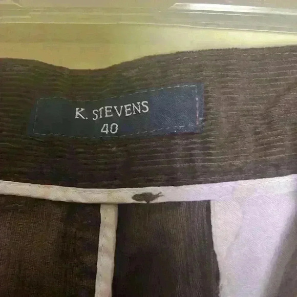 Man brown corduroy case Stevens size 40. - Picture 3 of 5